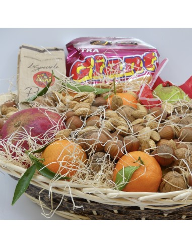 Cesto Regalo di Frutta e Frutta Secca